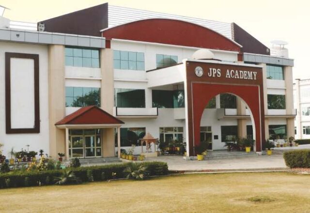 Campus & Infrastructure